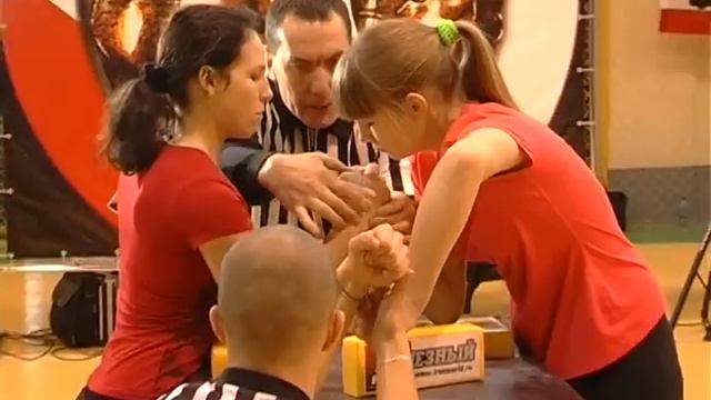 Чемпионат Крыма по армспорту. Юниорки, св 55 кг. Пономарь Шеливальник