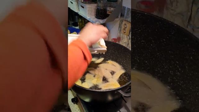 HOW TO MAKE SWEET AND SALTY BANANA CHIPS