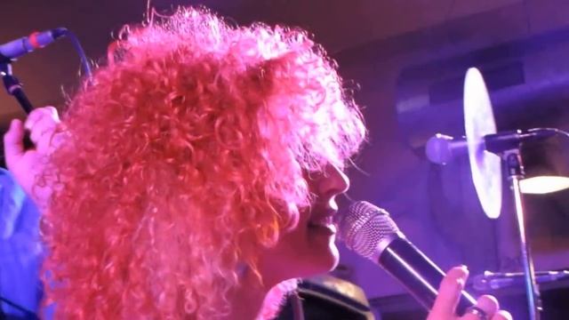 ROSSELLA FERRARI E I CASANOVA - SIEMPRE