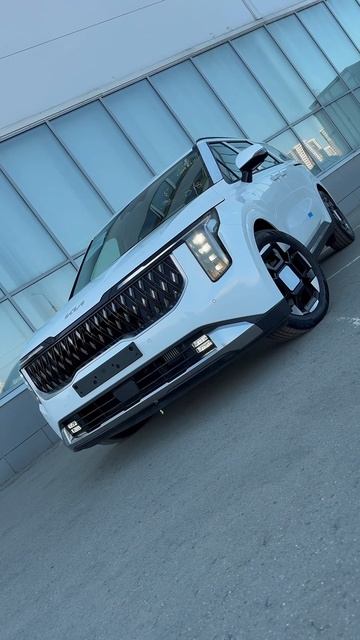 Kia Carnival Signature +