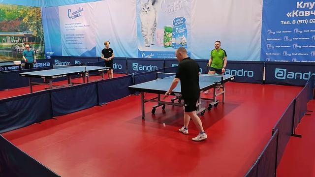 После турнира. Фролов И. - Власов А. Кубок Победы КОВЧЕГ 07.05.22 турнир по настольному теннису
