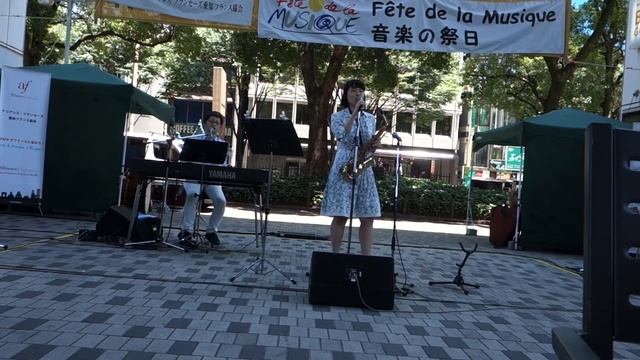 Sous Le Ciel De Paris_Fete De La Musique