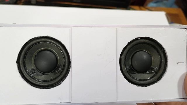 Cặp  Loa 1w Làm Loa Mini Chỉ Có 6k Mà Thôi