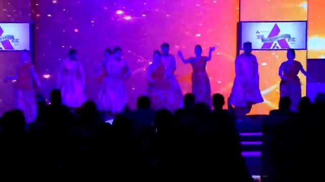 Malhari & Gallan Goodiyaan | Dance | Axis Bank Event