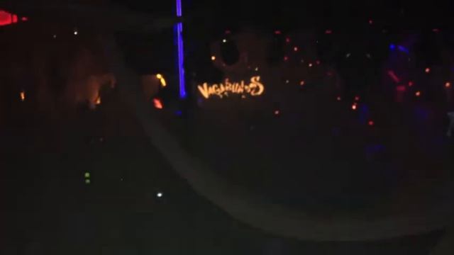 PACHA VAGABUNDOS 02 Sep 2012 Whit Luciano, Lee Van Dowsky, PLAYING Hof015 THE PIANSIT