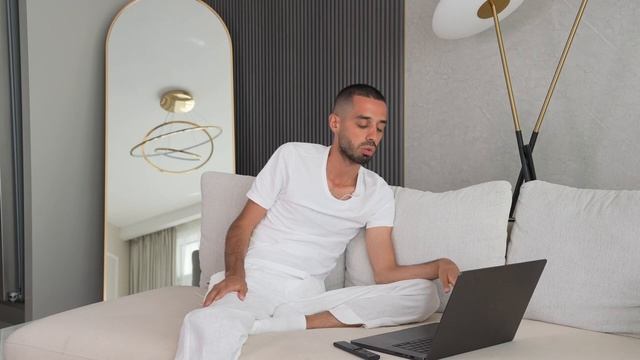 Это ВИДЕО Изменит Твой Мир. Управляй Реальностью через ВОСПРИЯТИЕ. ANAR DREAMS
8.mp4