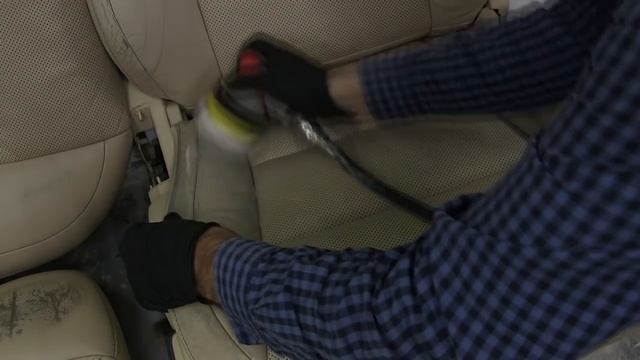 Безопасная и быстрая чистка кожи эксцентриком