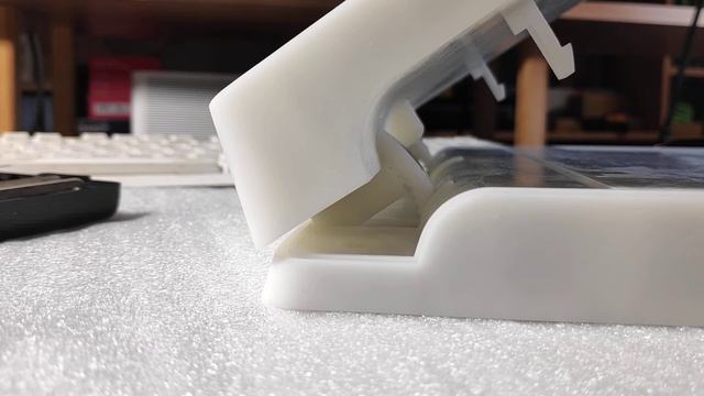 Тестирование макета корпуса светодиодной подставки