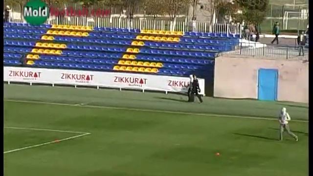 Фанаты Зимбру обратили в бег фанатов Дачии (26.10.1013)