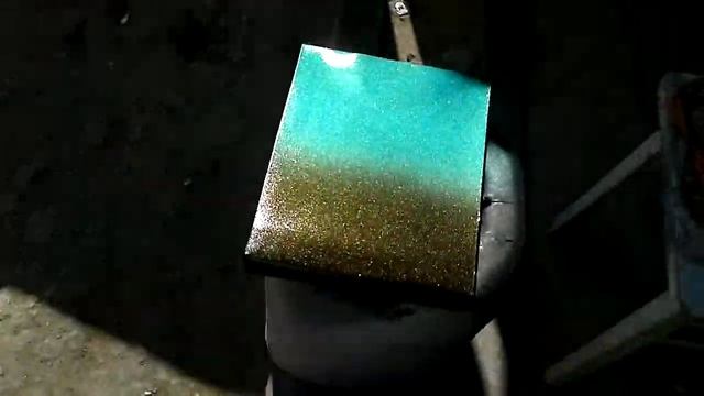 Нанесение лака с ксераликом