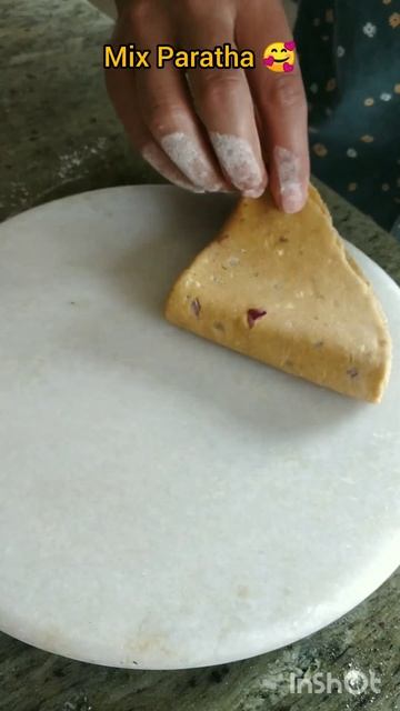 Mix Paratha 🥰 | #shorts #youtubeshorts #trending #mixparatha #cooking #food #shankarskitchenvlogs