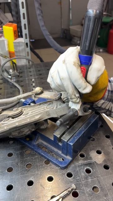 Сварка трапеции стеклоочистителей Toyota