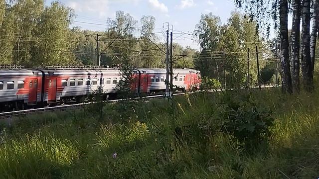 Электричка на Поварово