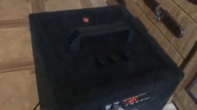 Блютуз колонка