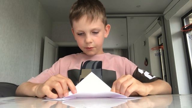 Оригами летучая мышь