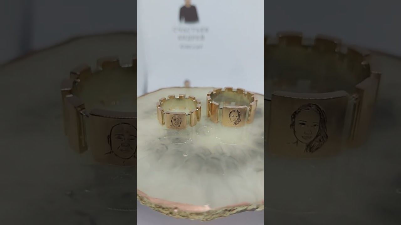 Обручальные кольца с гравировкой лиц. 21 грамм. Ширина 8/10 мм