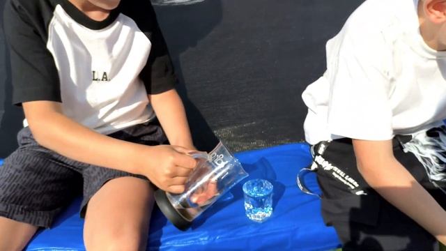 Кто последний покинет батут - челлендж