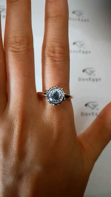 Doveggs Round Flower Shape Moissanite Ring/lab Diamond Engagement Ring