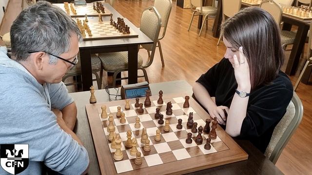 Crazy Frog (1957) Vs Fatality (1930). Chess Fight Night. CFN. Blitz