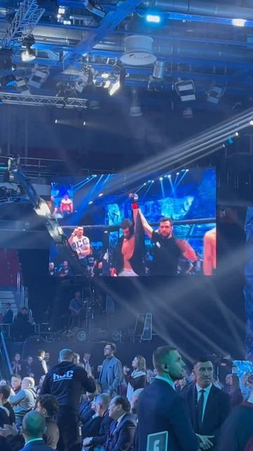 RCC 17: Михаил Рагозин выиграл единогласным решением судей Селиверстова