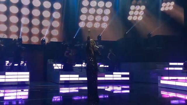 Céline - The Show Must Go On, Part 2 (Nov. 25, 2017)