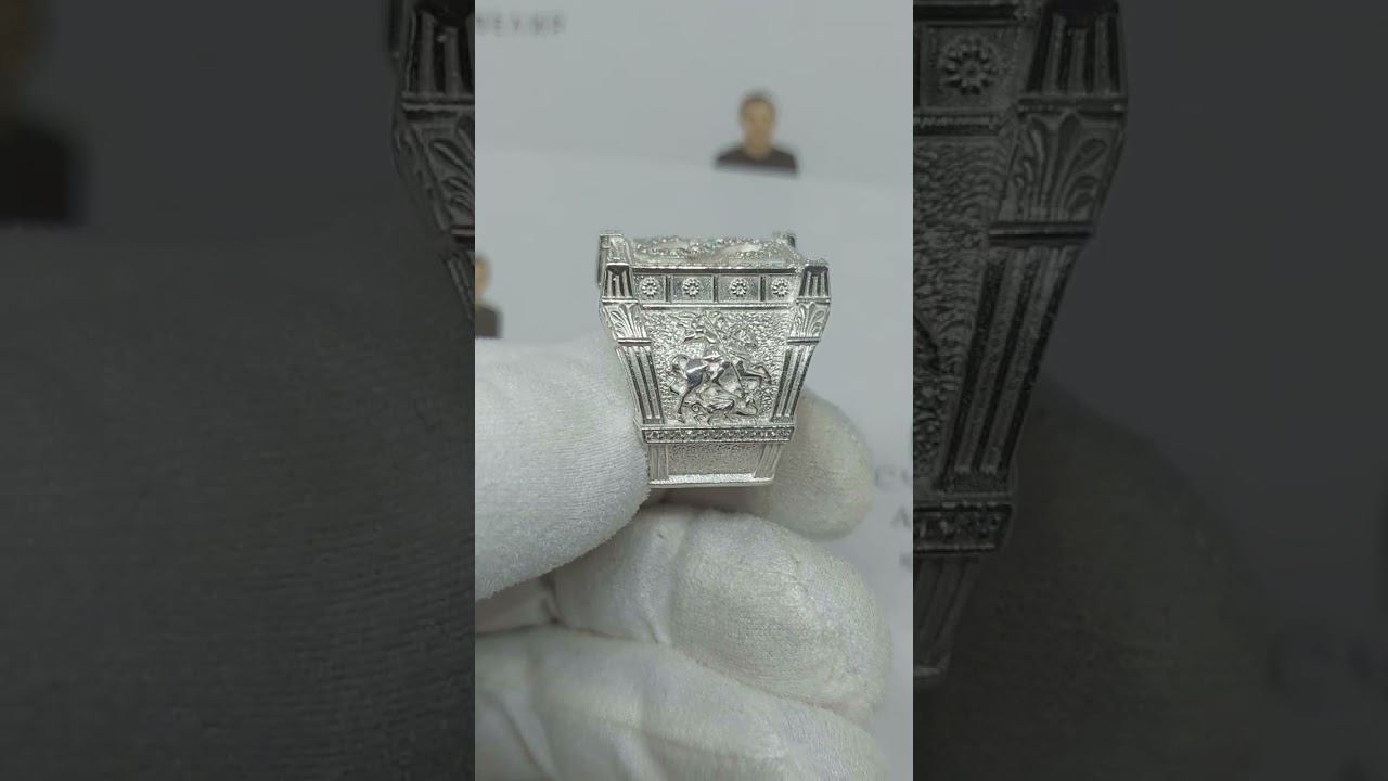 Кольцо с долларом. Вес 37 грамм. раз ноы верхней площадки 15/20 мм. Серебро