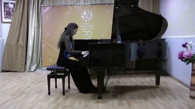 Л.Десятников 