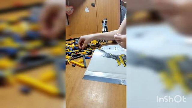 видео таймлапс на набор Lego TECHNIC 42121