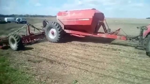 Оказываем коммерческие услуги по настройке гидросистем тракторов для работ с прицепным оборудование