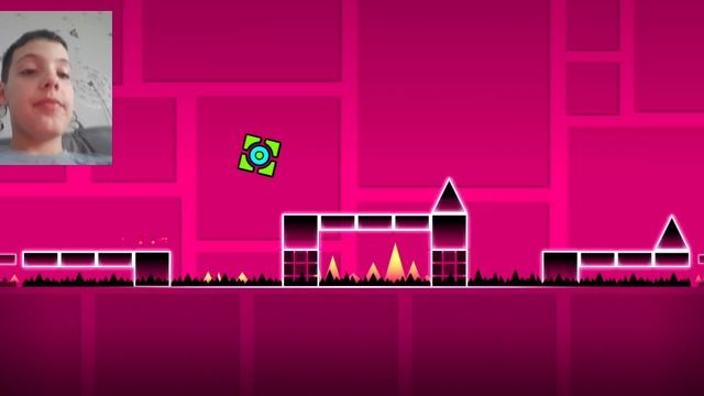 с Саша А играем в Geometry Dash Lite