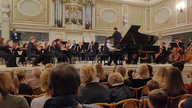 К. Сен-Санс Концерт N2 соль минор 1 часть
исп. Михаил Пироженко