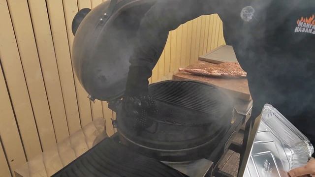 Нога Барана. Картофель. Копчение. Запекание. Керамический гриль Primo