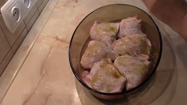 Запеченные бедрышки с лимоном и имбирем