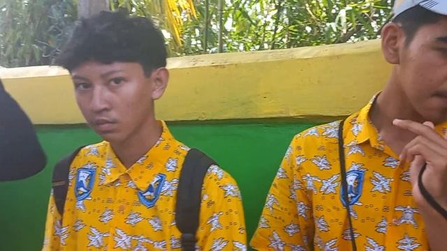 Laris Manis Stand Proyek P5