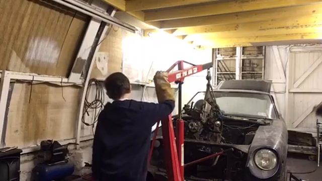 Taking An Engine Out A Datsun 240z