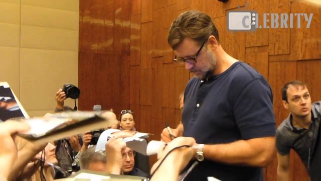 Russell Crowe In Moscow, 17.03.2014 / Рассел Кроу погулял по Москве