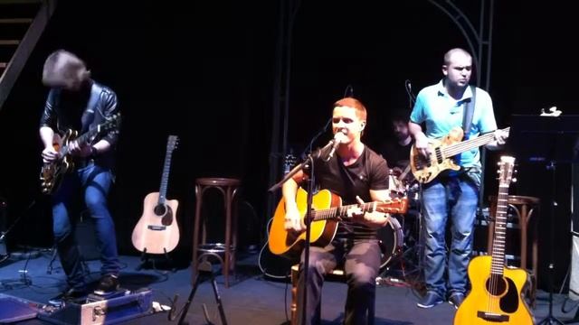 Дмитрий Хмелев - Музыкант (Театр на Таганке 25.06.2011)