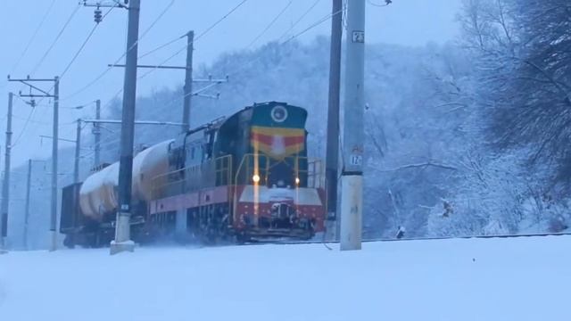 Поезд Train