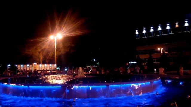 RELAX-Видео (Выпуск 1) Танцующий фонтан - г. Анапа