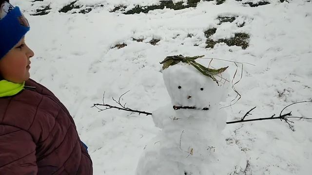 Бомбим снеговика