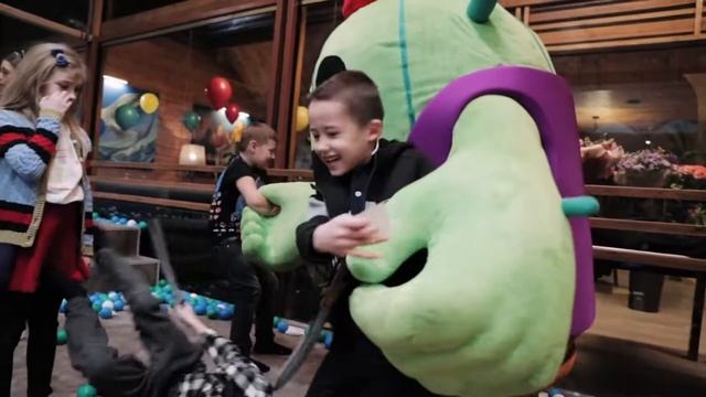 Филиппу 7 лет! Фишт Поинт