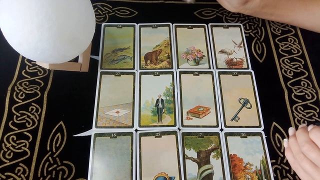 КАК ОН ПОЖИВАЕТ🤨ЧТО У НЕГО ПРОИСХОДИТ ⁉️