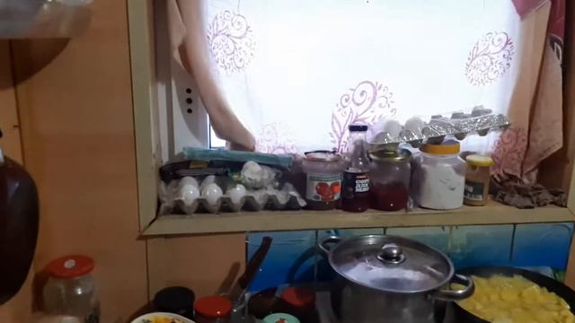 Работаем. Вагончик на колёсах и его быт, город Томмот. Вся жизнь в дороге