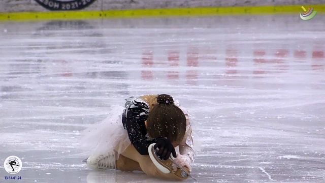 Нигметзянова София. Рождественские встречи Казань 13 01 24. Юный фигурист