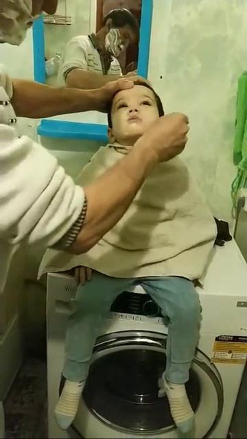 Брить бороду