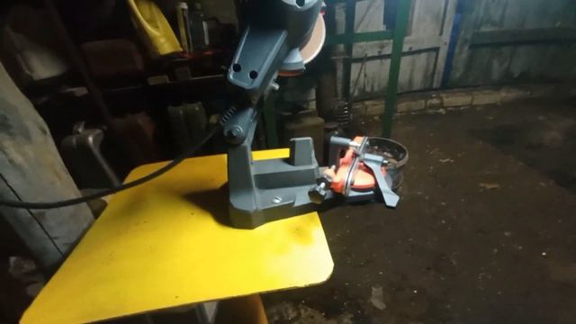 STIHL MS 180 та верстат DNIPRO - M  - що може бути краще для аматора-лісоруба!!!