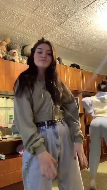 Её жопа кенгуру #shorts