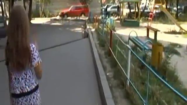 Девчонки прикалываються