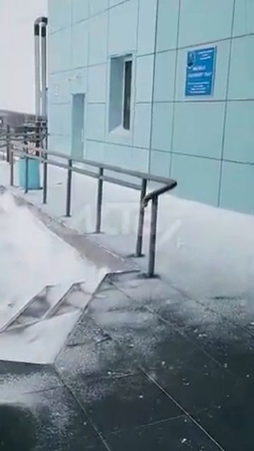 Апрель, метель, Сахалин: в Охе из-за непогоды закрыли аэропорт