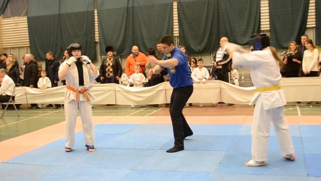 Рибалка Катерина (ака) - Кульчицька Анна (сіро)